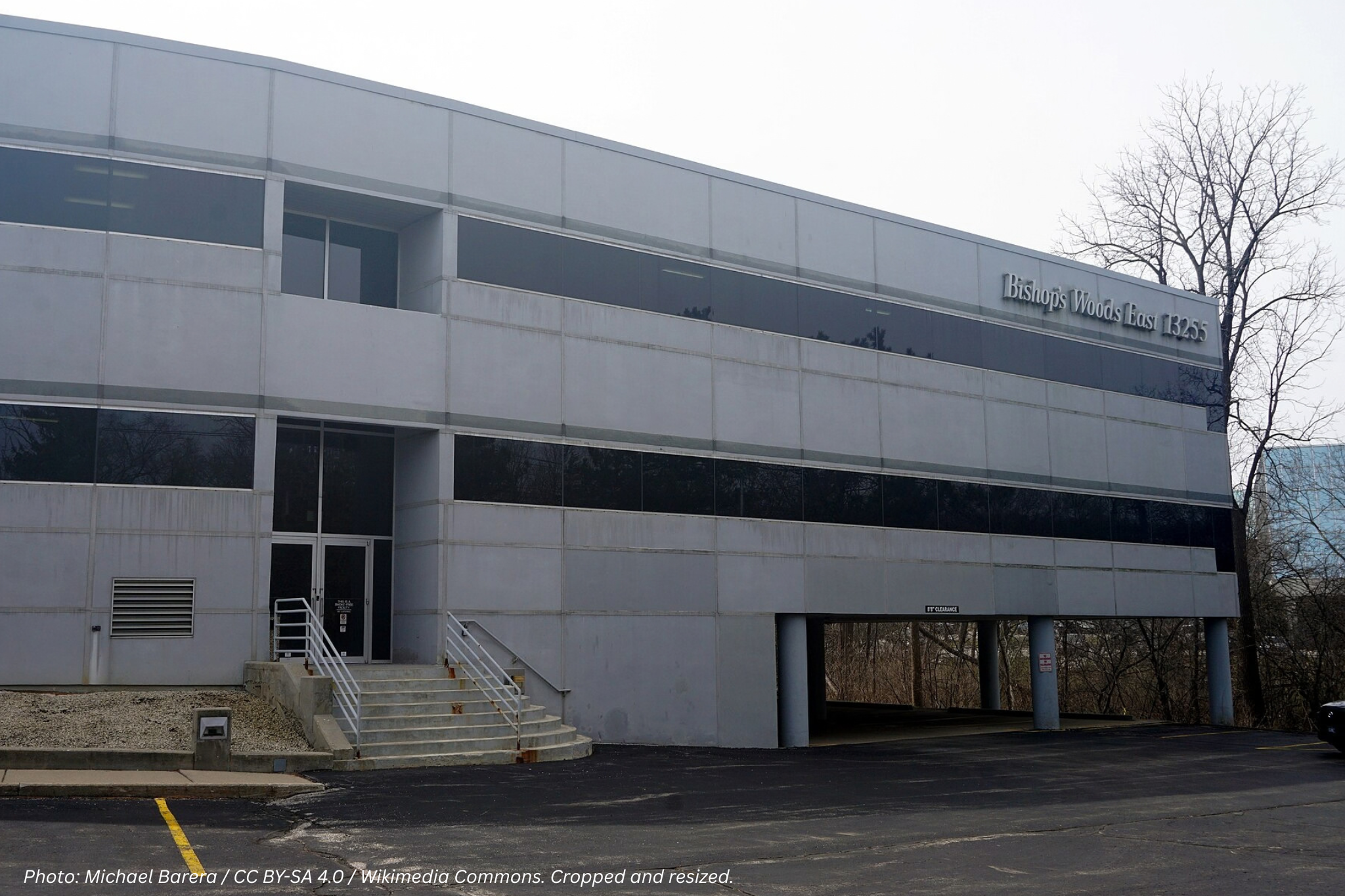 brookfield-wi-commercial-office-building Commercial office building at 13255 West Bluemound Road in Brookfield, Wisconsin